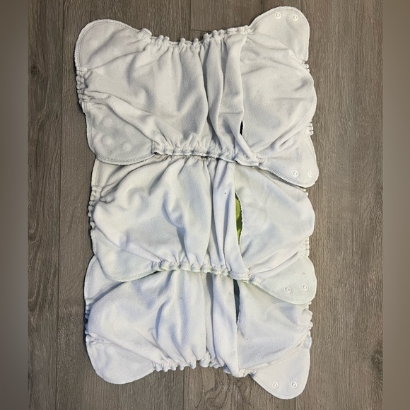 Applecheeks 🍎 Cloth Diapers - Picture 3 of 3